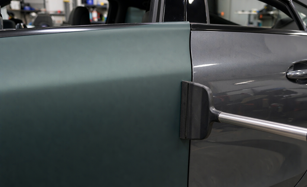 Ultra-Matte Dark Green ZionYEE vinyl wrap halfwrap