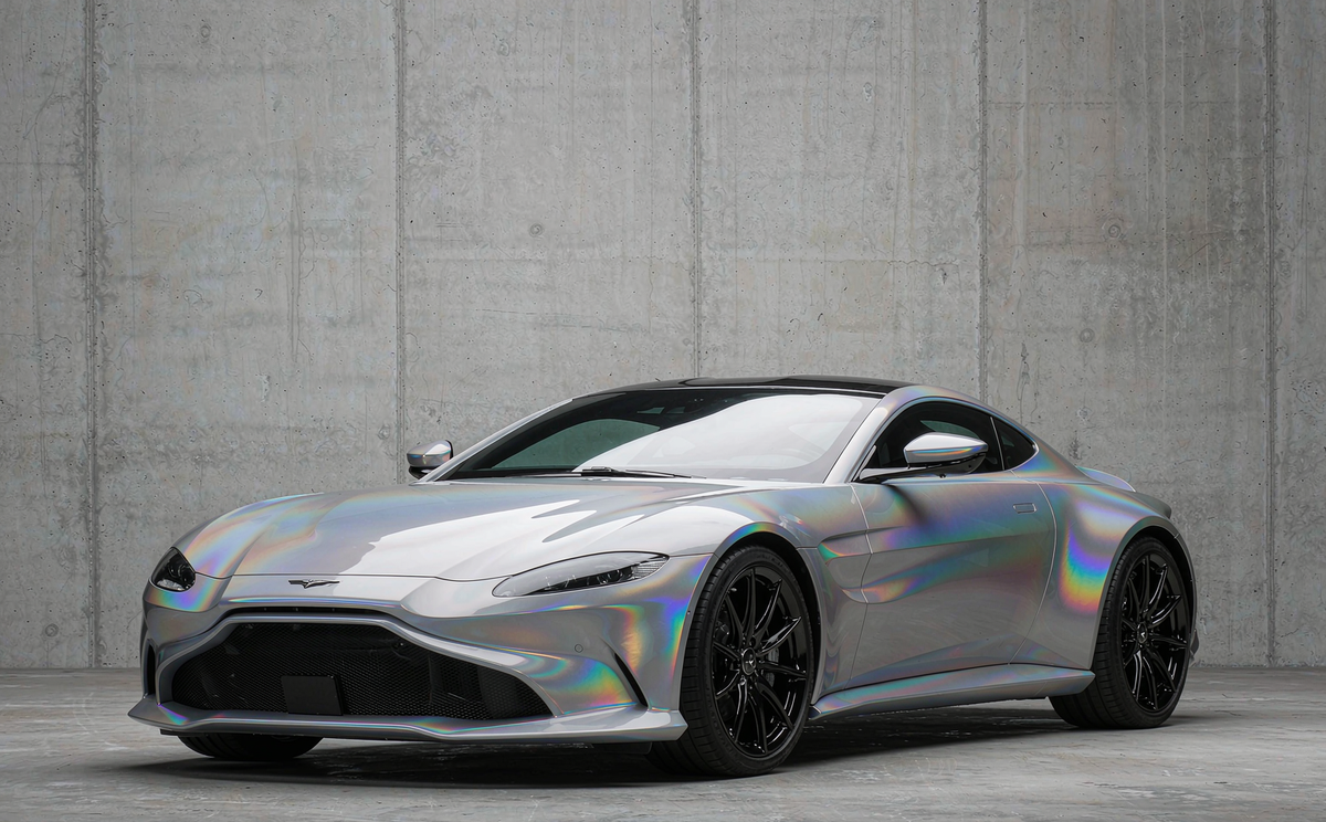 Iridescent Holographic White ZionYEE vinyl wrap hero